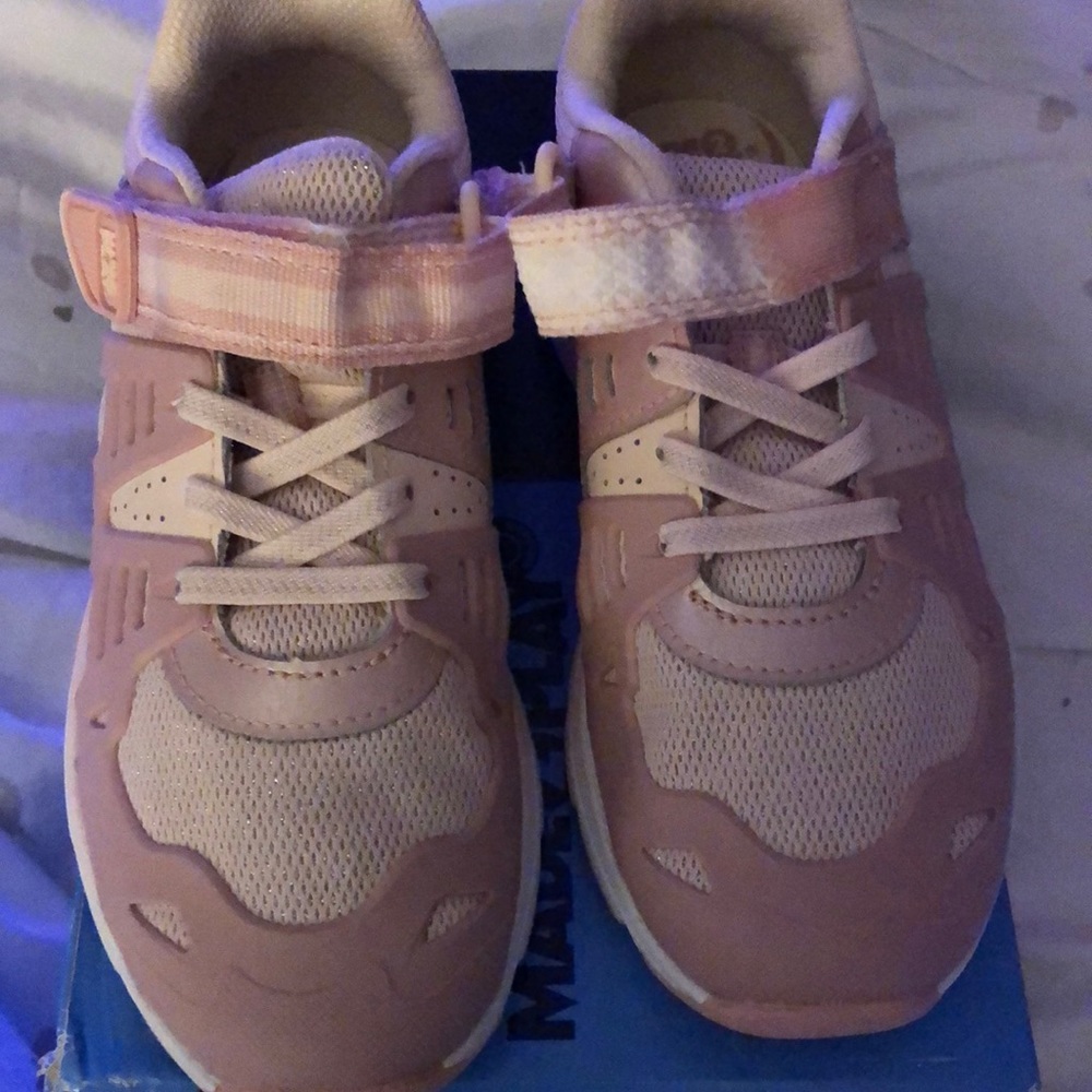 NWT pink Stride Rite tennis shoes girls 13